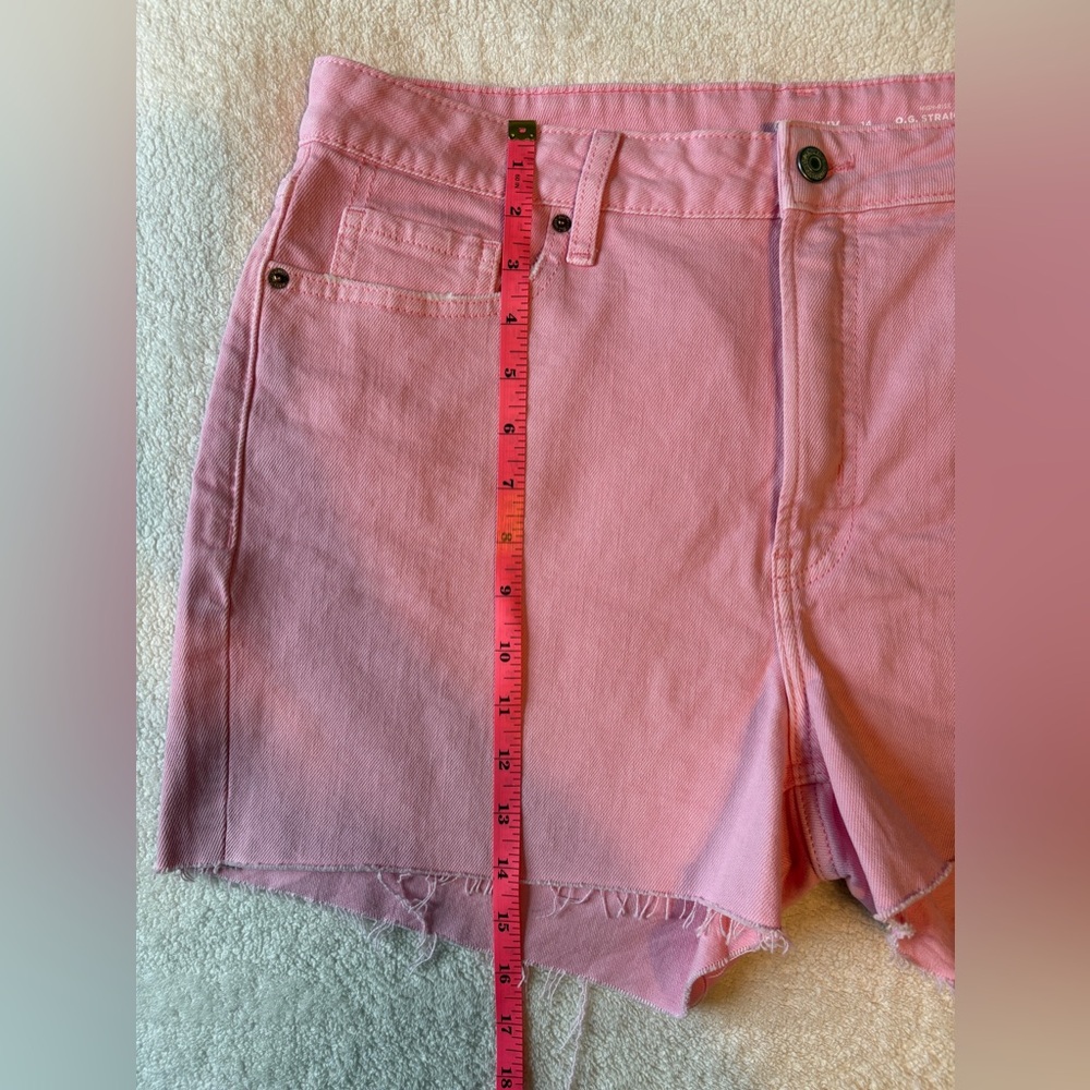 Old Navy NWT Women's Light Pink Jean Shorts, Size 14 - Picture 4 of 6